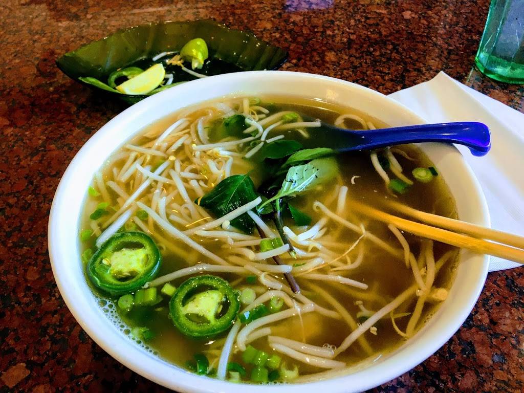 Pho 168 Vietnamese & Chinese Cuisine | restaurant | 7625 S Rainbow Blvd, Las Vegas, NV 89139, USA | 7023826688 OR +1 702-382-6688