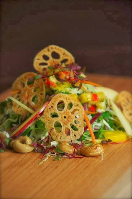 Mini Burger Truck | restaurant | 320 N 10th St Suite P, Sacramento, CA 95811, USA | 9169306828 OR +1 916-930-6828