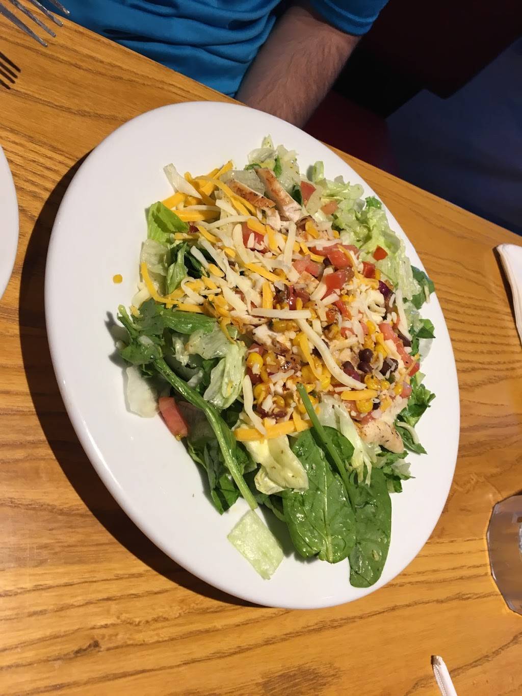 Chilis Grill & Bar | restaurant | 2576 Jackson Ave W, Oxford, MS 38655, USA | 6622813951 OR +1 662-281-3951