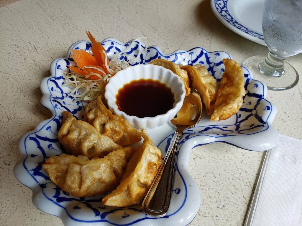 Bangkok Thai Cuisine | restaurant | 46 Rt 6A, Orleans, MA 02653, USA | 5082553301 OR +1 508-255-3301