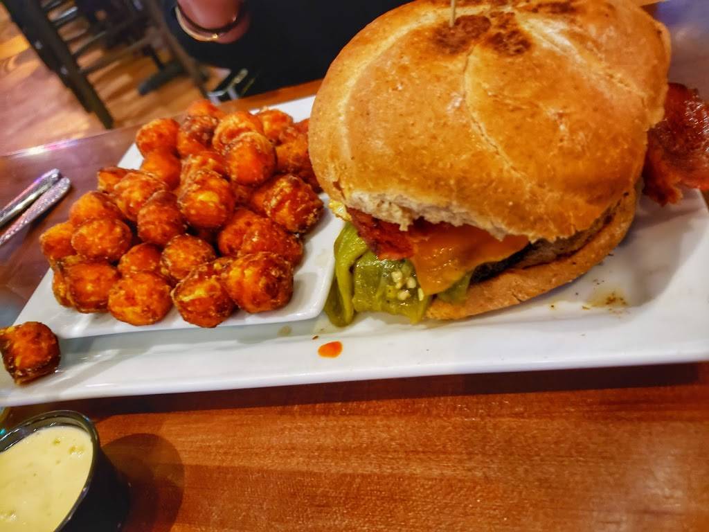 Rehab Burger Therapy | restaurant | 1534 E Bethany Home Rd, Phoenix, AZ 85014, USA | 6023688832 OR +1 602-368-8832