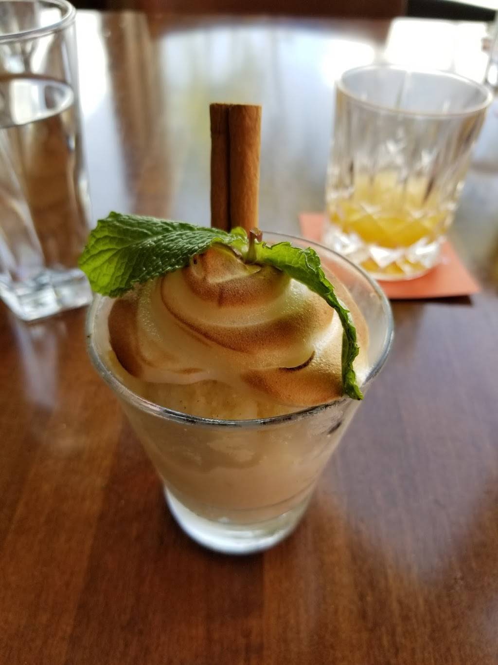 Rusty Pelican Miami Restaurant | night club | 3201 Rickenbacker Causeway, Key Biscayne, FL 33149, USA | 3053613818 OR +1 305-361-3818