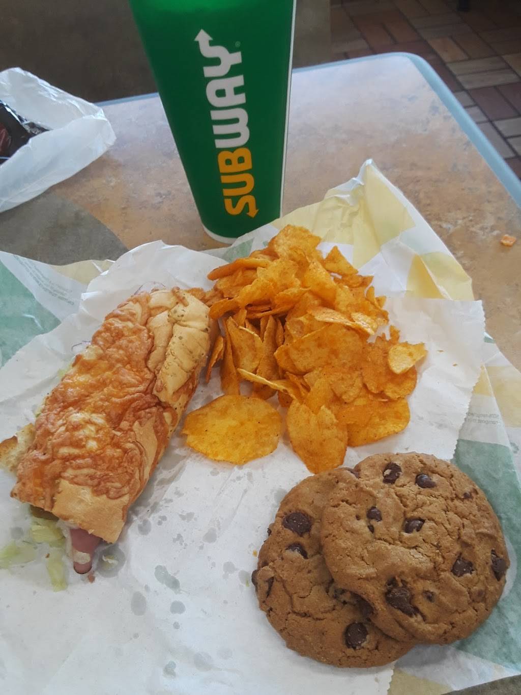 Subway | meal takeaway | 1003 E Jackson St, Hugo, OK 74743, USA | 5803268884 OR +1 580-326-8884