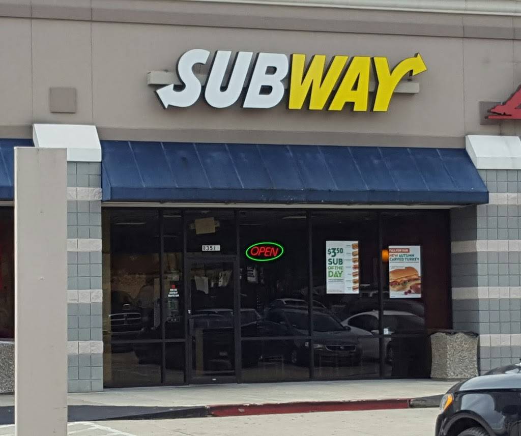 Subway Restaurants | restaurant | 1351 W Davis St Ste C, Conroe, TX 77304, USA | 9367603020 OR +1 936-760-3020