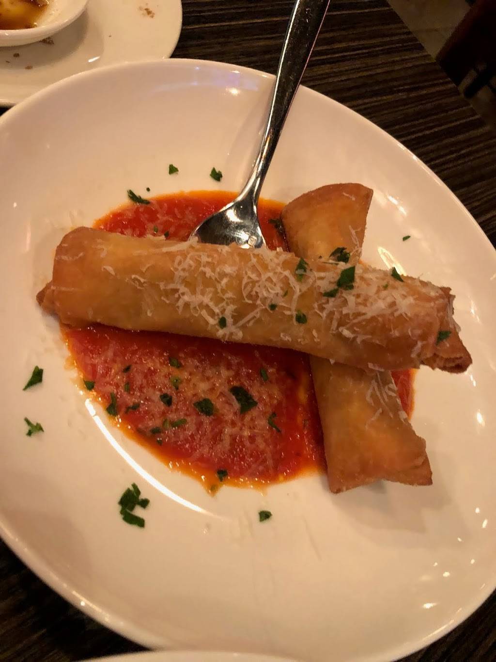 Ombretta Cucina + Vino | restaurant | 121 Lakeshore Rd W, Mississauga, ON L5H 1E9, Canada | 9052712017 OR +1 905-271-2017