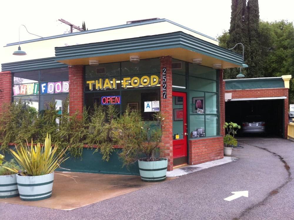 Woodlands Cafe | restaurant | 2527 Cañada Blvd, Glendale, CA 91208, USA | 8185005080 OR +1 818-500-5080