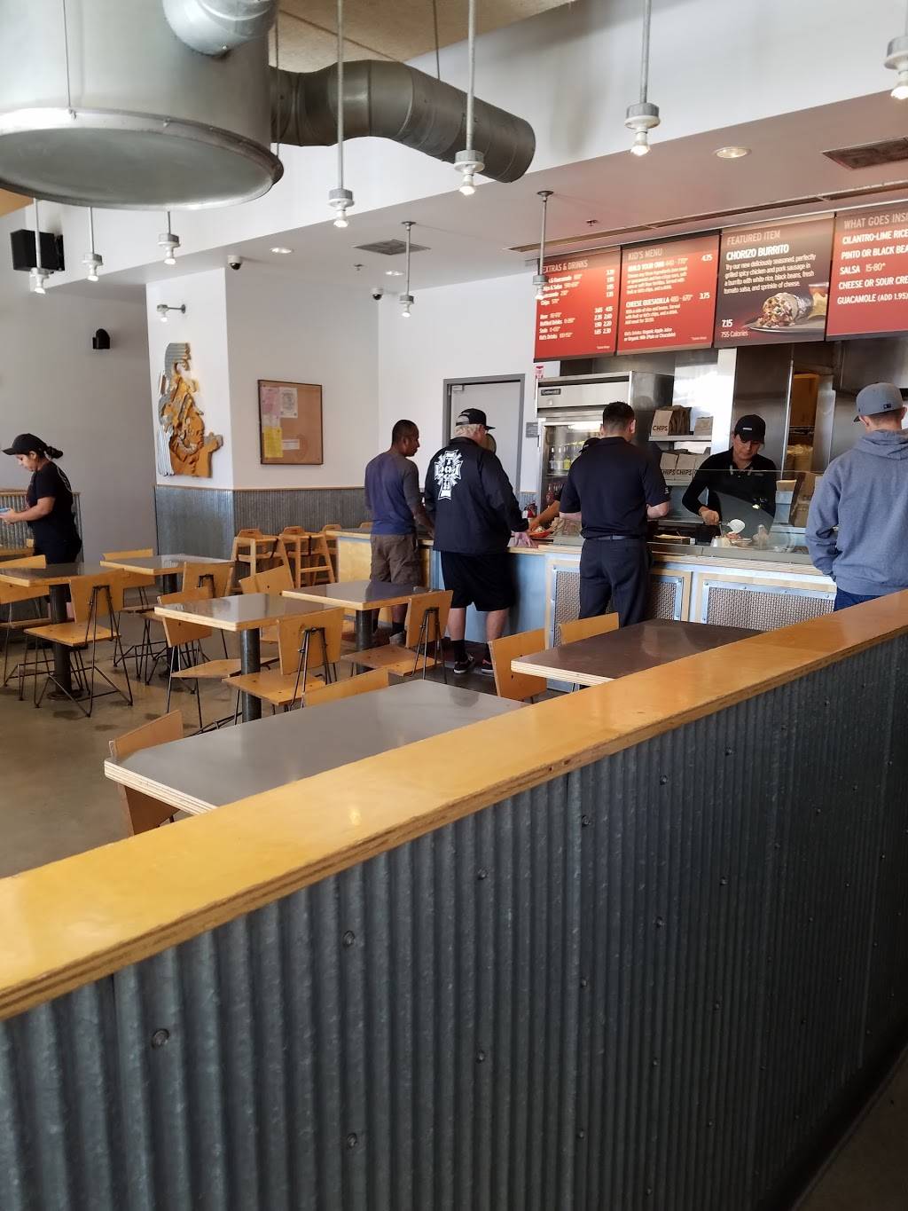 Chipotle Mexican Grill | restaurant | 1263 Simi Town Center Way Ste H2, Simi Valley, CA 93065, USA | 8055840514 OR +1 805-584-0514