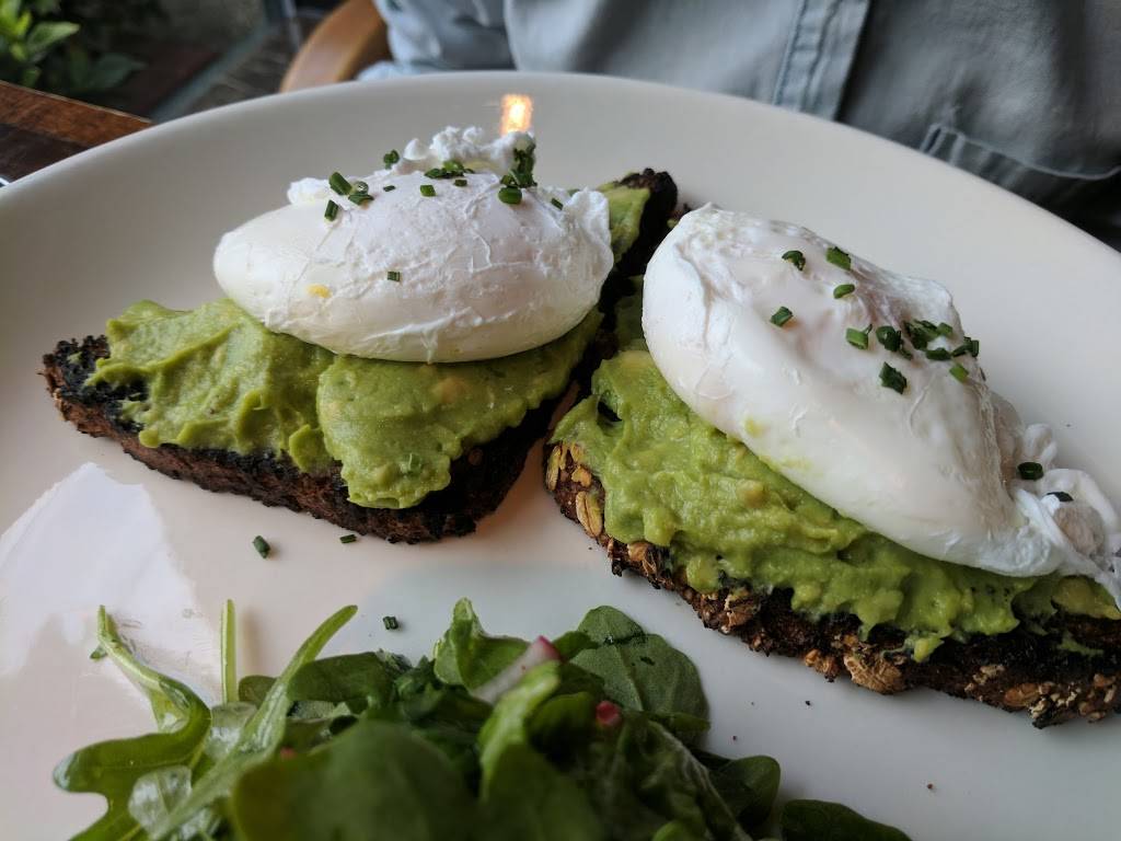 Burger & Barrel | restaurant | 25 W Houston St, New York, NY 10012, USA | 2123347320 OR +1 212-334-7320