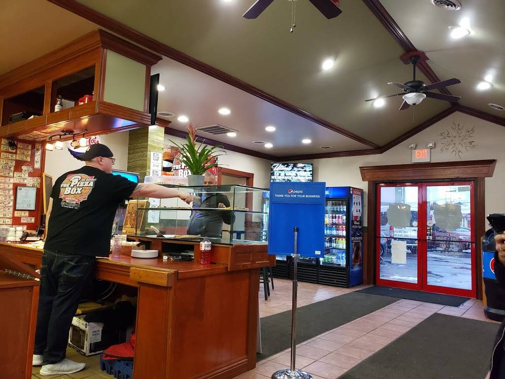 The Pizza Box | restaurant | 933 South St, Utica, NY 13501, USA | 3157650333 OR +1 315-765-0333