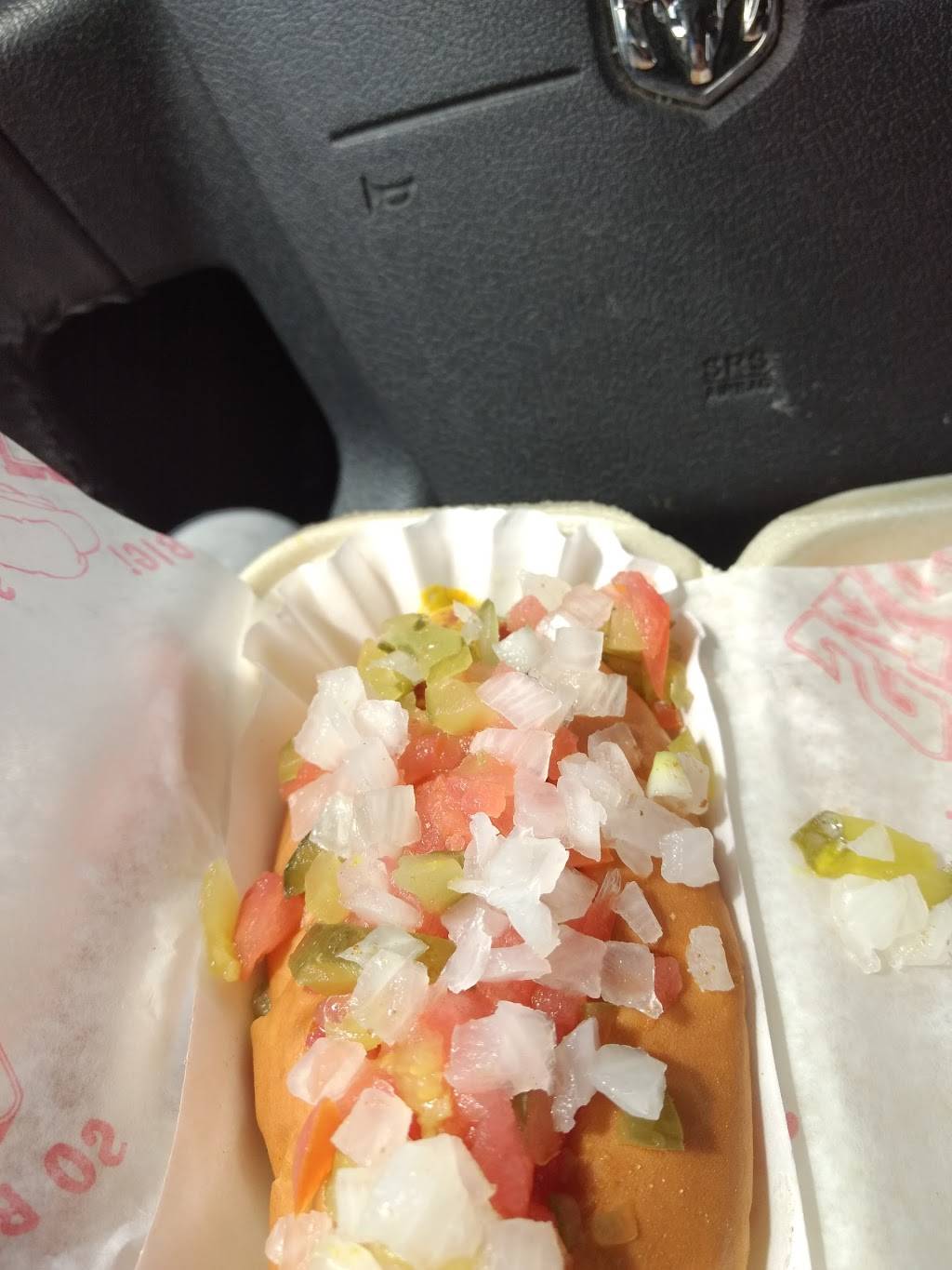 Sandys Famous Hot Dogs | restaurant | 612 St Andrews Rd, Columbia, SC 29210, USA | 8037728617 OR +1 803-772-8617