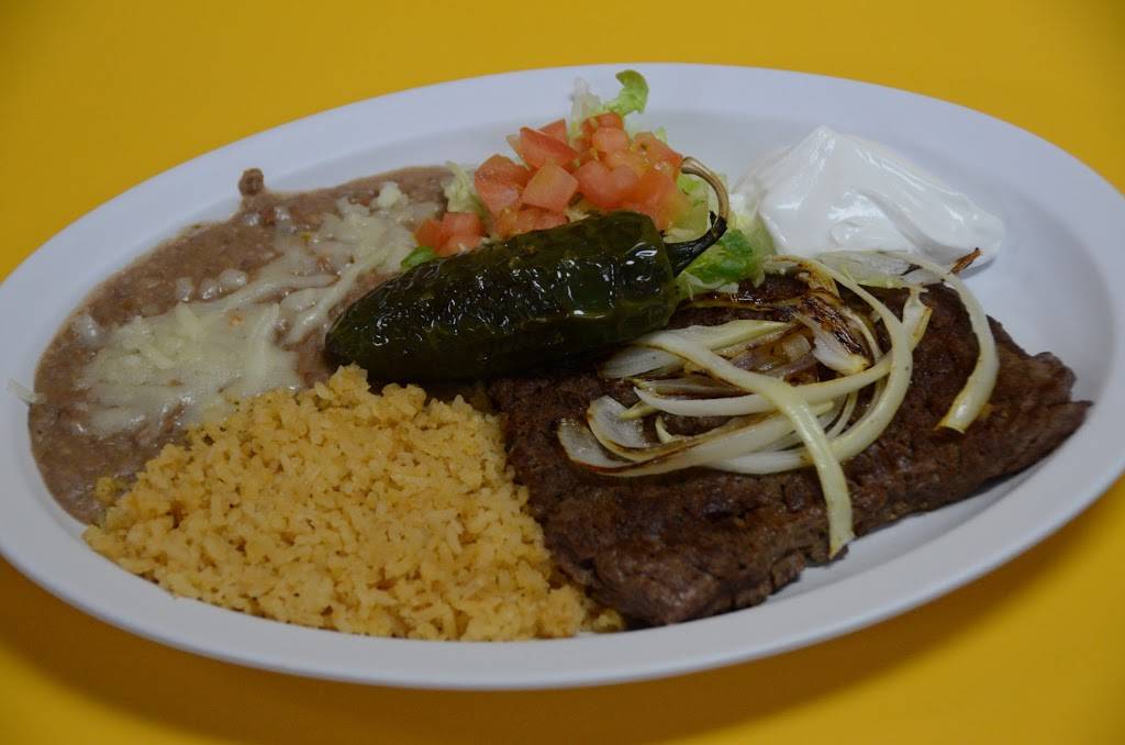 Super Burrito Aguascalientes | restaurant | 18 S Locust St, Manteno, IL 60950, USA | 8154682010 OR +1 815-468-2010