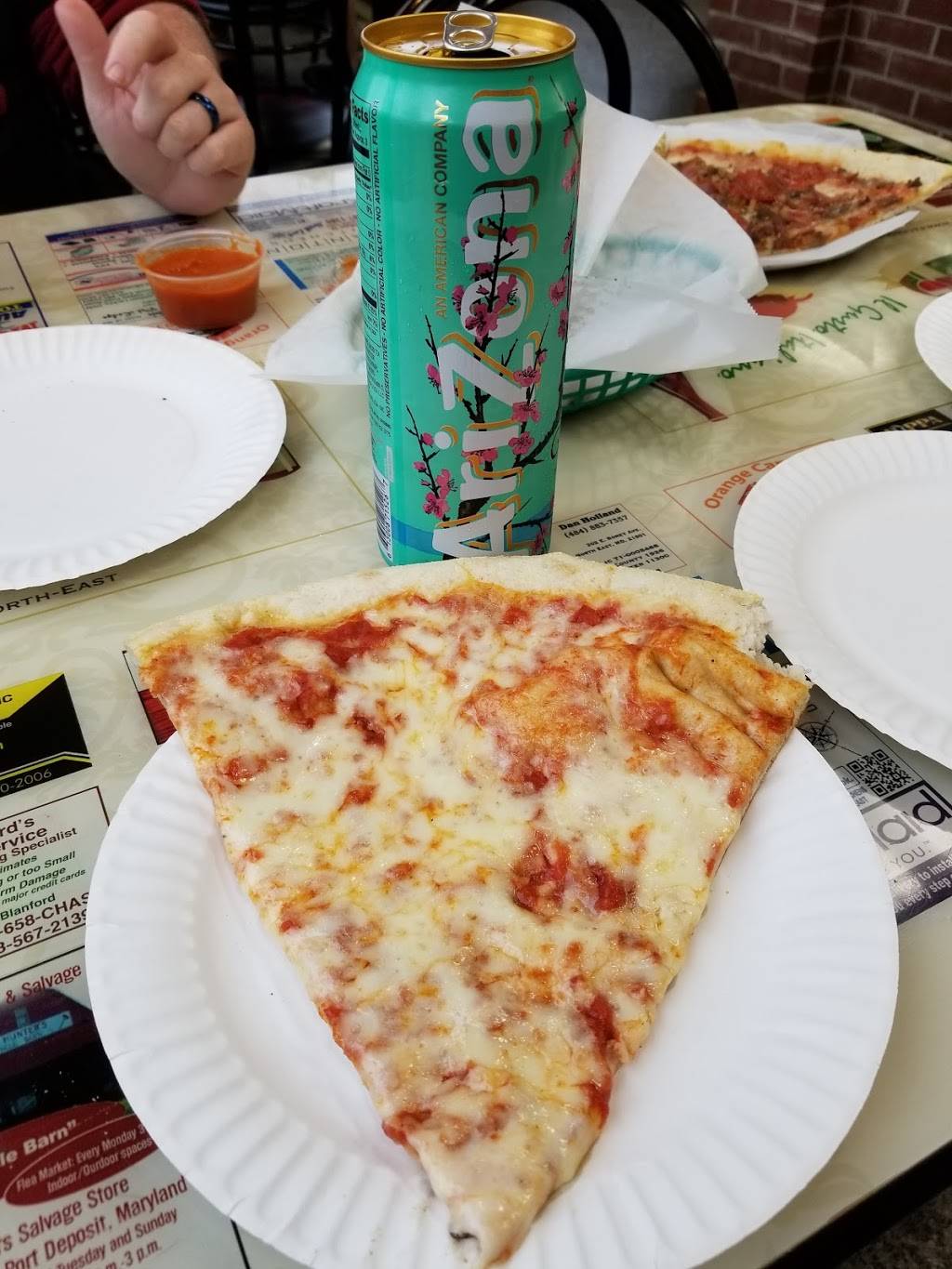 Bella Pizza | restaurant | 4 W Cecil Ave, North East, MD 21901, USA | 4102876300 OR +1 410-287-6300