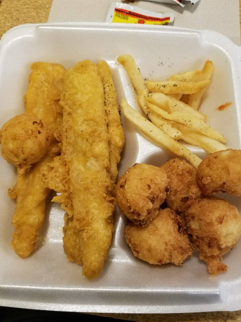 Captain Ds | restaurant | 1438 N Germantown Pkwy, Cordova, TN 38016, USA | 9017585959 OR +1 901-758-5959