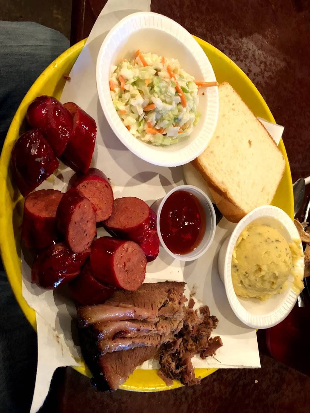 Big Smiths Bar-B-Q | restaurant | 4858 TX-154, Sulphur Springs, TX 75482, USA | 9034381547 OR +1 903-438-1547