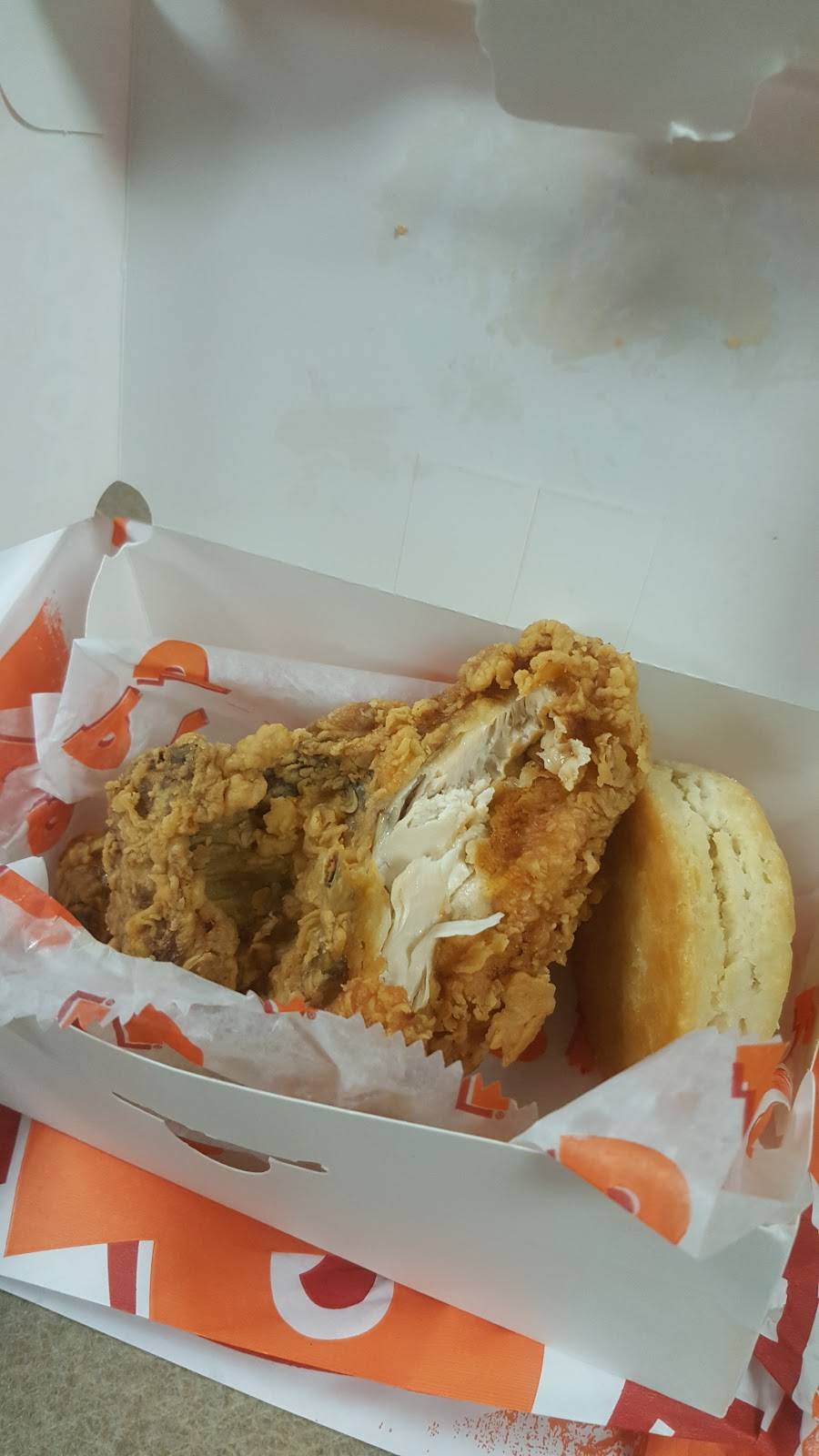Popeyes Louisiana Kitchen | restaurant | 1717 Finley Blvd, Birmingham, AL 35204, USA | 2057148066 OR +1 205-714-8066