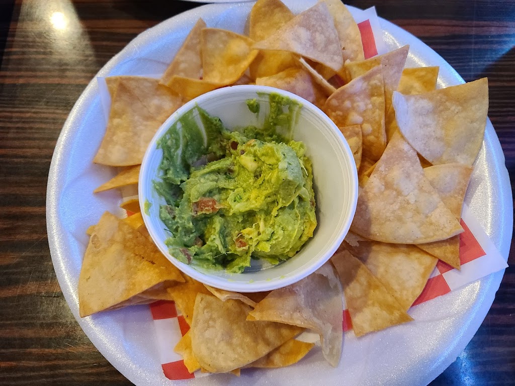 Taco N Madre Taqueria Y Cevicheria | restaurant | 63 Winifred St W, St Paul, MN 55107, USA | 6513404614 OR +1 651-340-4614