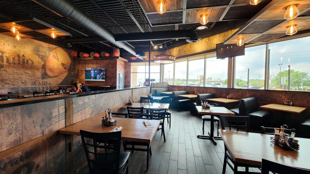 El Toro Bravo of Greenwood | restaurant | 172 Melody Ave, Greenwood, IN 46142, USA | 3172796562 OR +1 317-279-6562