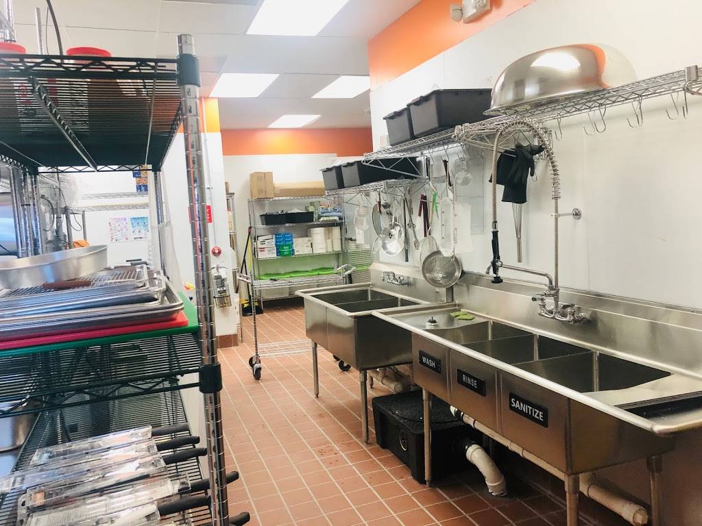 America’s Best Wings | restaurant | 2326 W Mercury Blvd, Hampton, VA 23666, USA | 7579649009 OR +1 757-964-9009