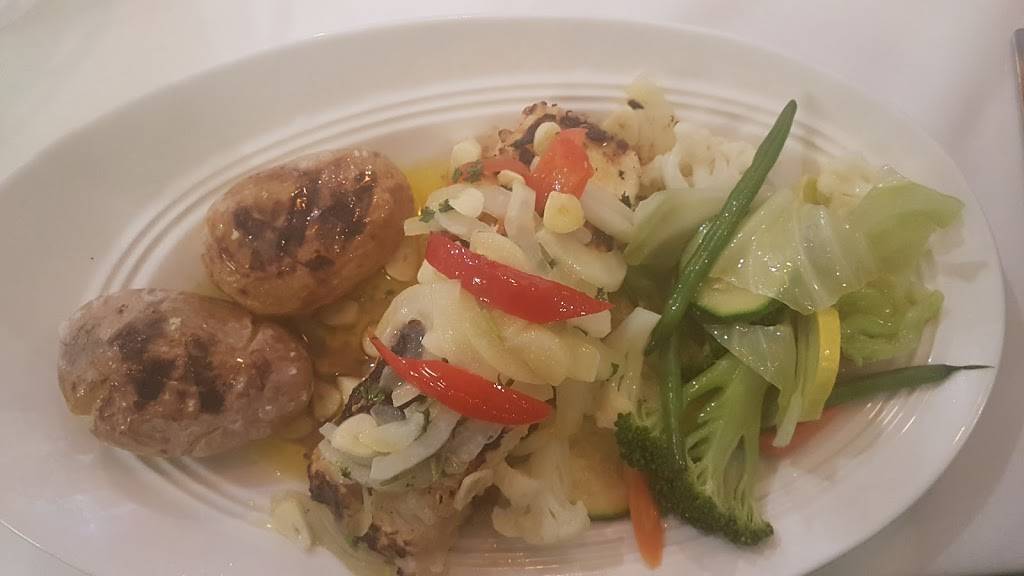 Barca Restaurant | restaurant | 85 Columbia St, Fall River, MA 02721, USA | 5086750002 OR +1 508-675-0002