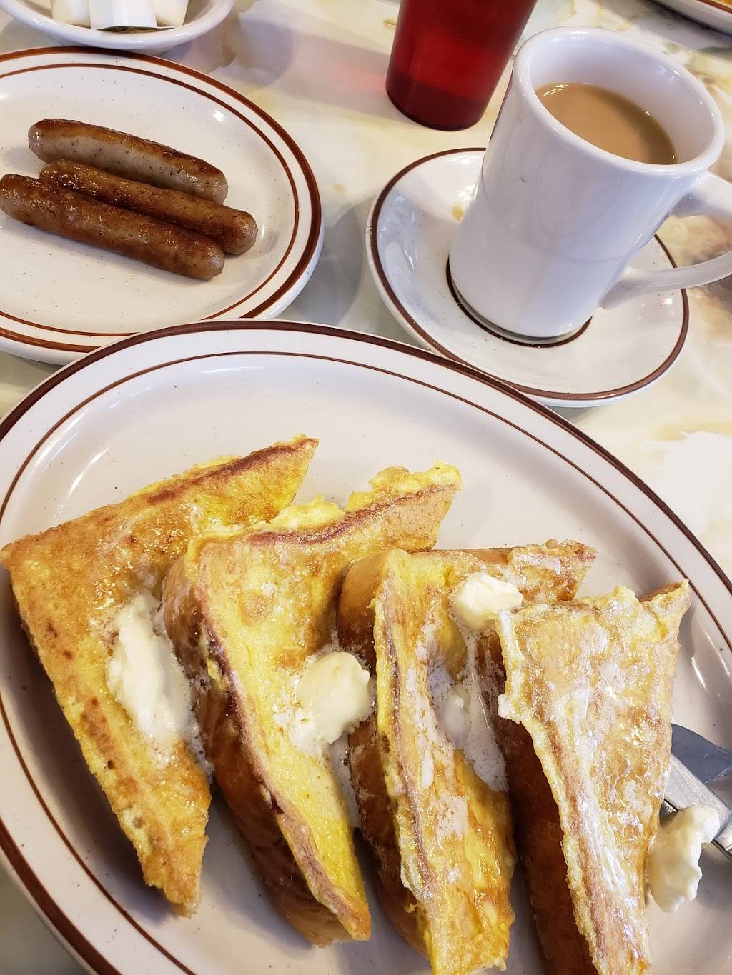 Landmark Family Restaurant | restaurant | 3451 S Kinnickinnic Ave, Milwaukee, WI 53207, USA | 4144811300 OR +1 414-481-1300