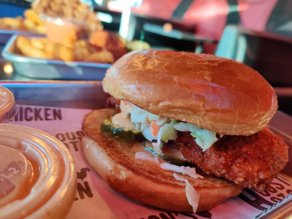 Houston TX Hot Chicken | restaurant | 7155 W Ann Rd, Las Vegas, NV 89130, USA | 7027185329 OR +1 702-718-5329