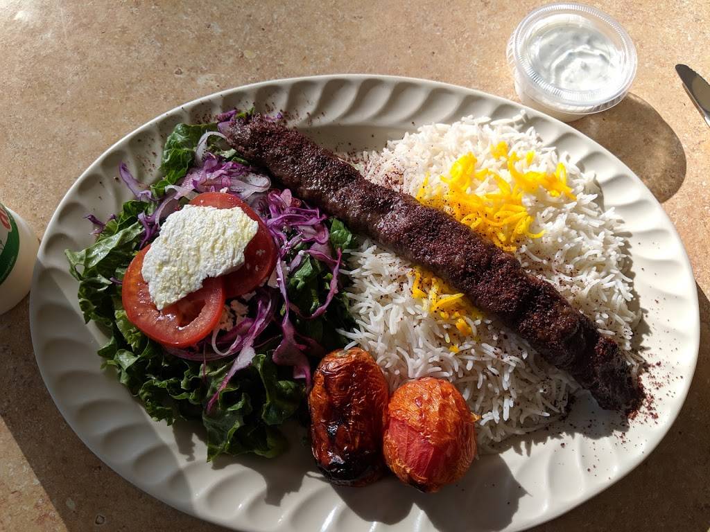 International Market & Grill | restaurant | 3211 Holiday Ct #100, La Jolla, CA 92037, USA | 8585359700 OR +1 858-535-9700