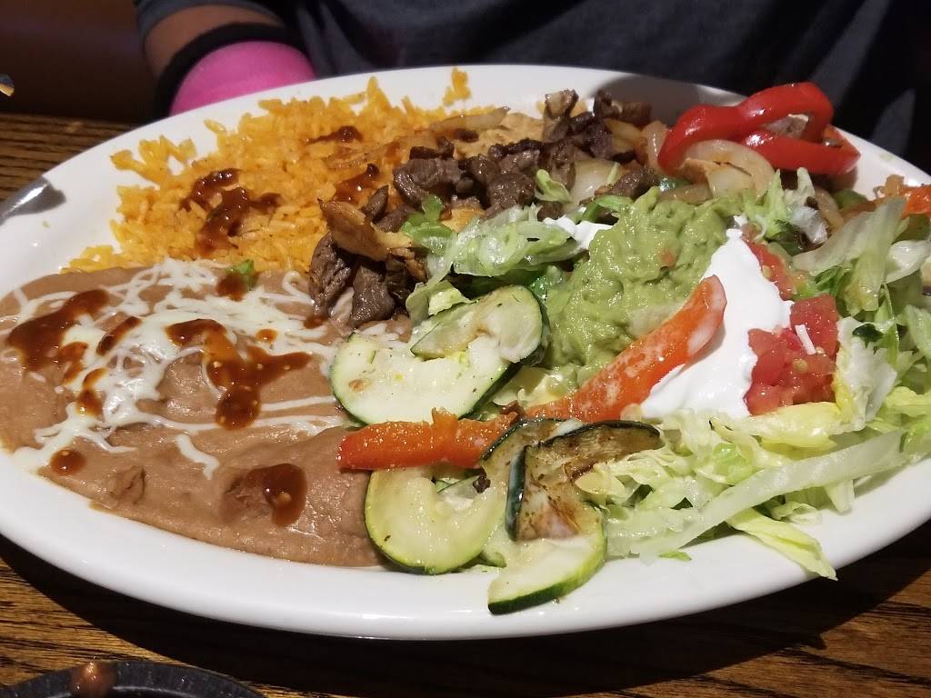 Don Juans Mexican Restaurant | restaurant | 43 S Talbert Blvd, Lexington, NC 27292, USA | 3362493328 OR +1 336-249-3328