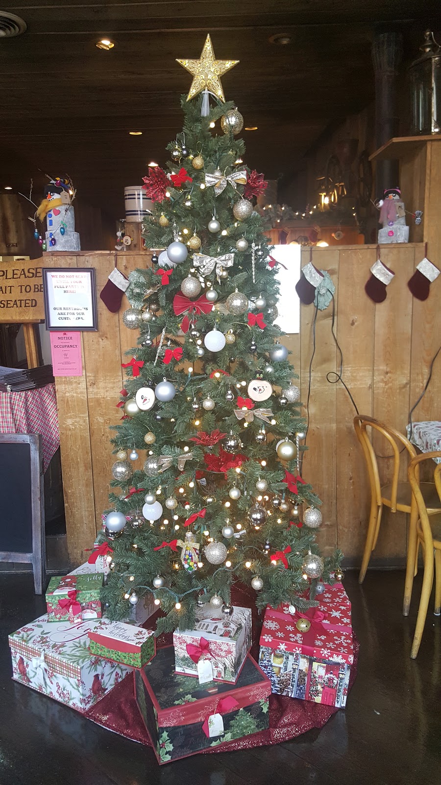 The Pickle Barrel Restaurant | restaurant | 1304 Greene St, Silverton, CO 81433, USA | 9703875713 OR +1 970-387-5713