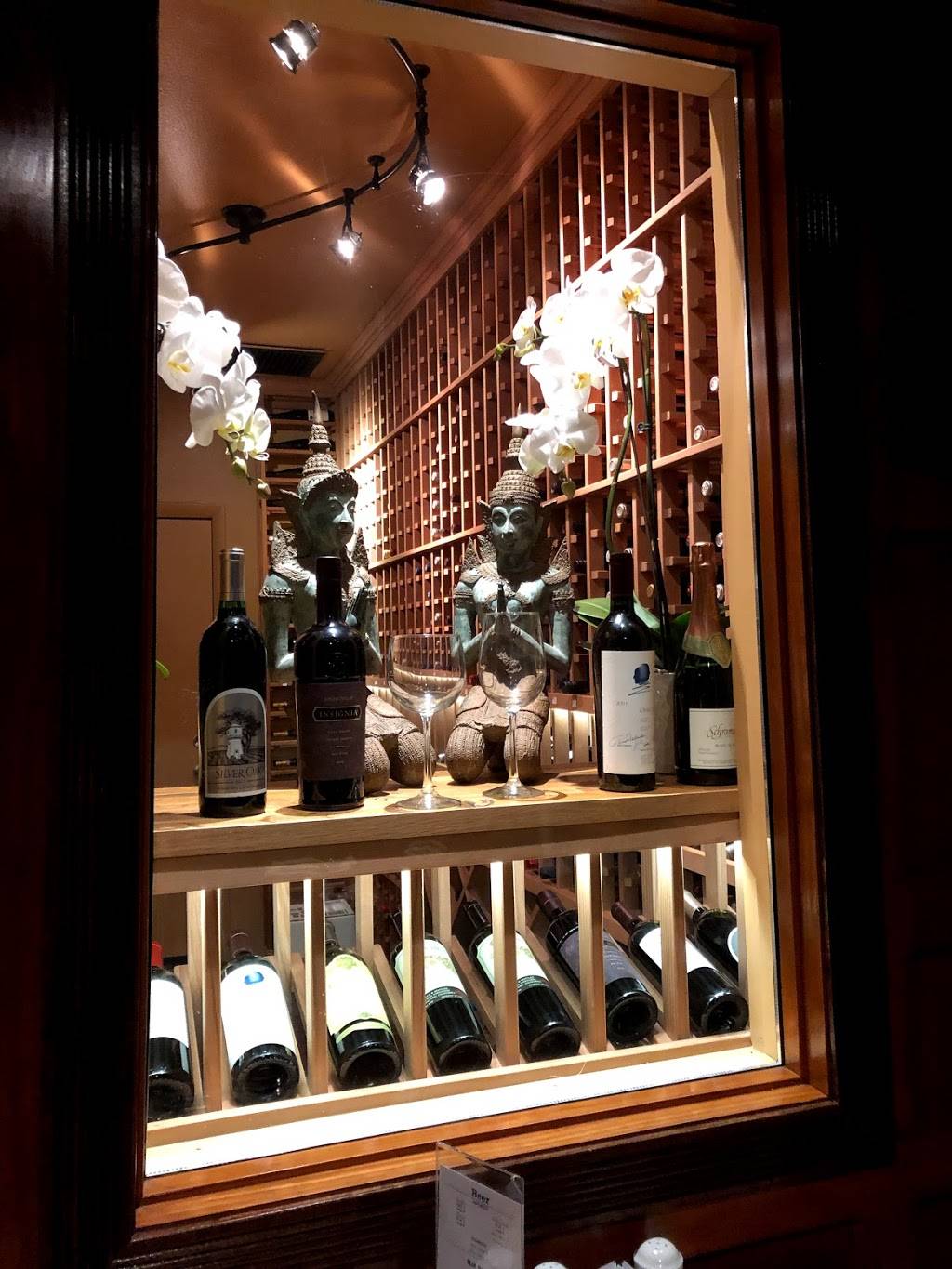 Pin Kaow Thai Restaurant | restaurant | 1974 N Rainbow Blvd, Las Vegas, NV 89108, USA | 7026382746 OR +1 702-638-2746