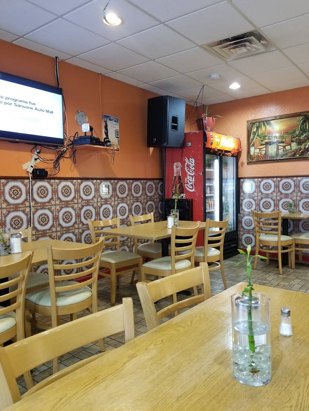 Restaurant Casa Humitas | restaurant | 55 Fleming Ave, Newark, NJ 07105, USA | 9738188940 OR +1 973-818-8940