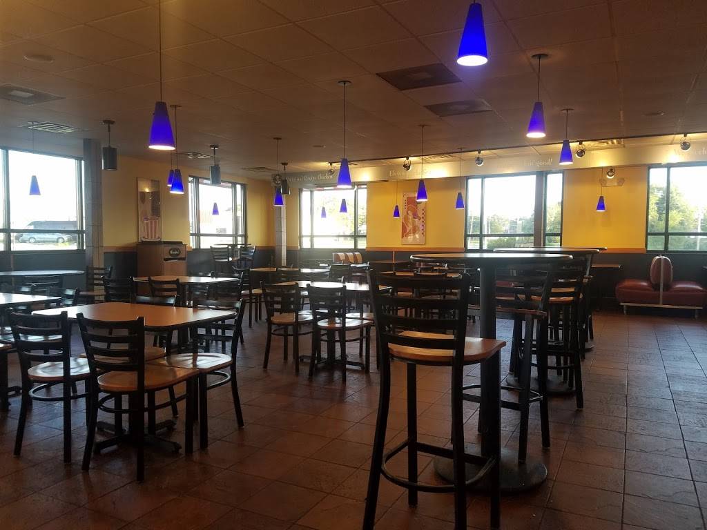 KFC | restaurant | 3010 Main St, Keokuk, IA 52632, USA | 3195248033 OR +1 319-524-8033