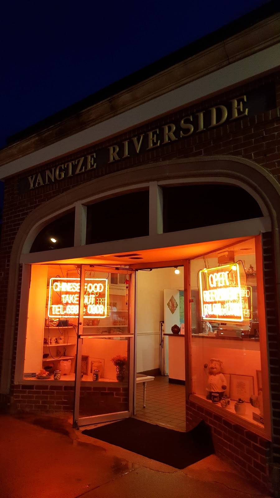 Yangtze Riverside Restaurant | restaurant | 1306, 1074 E Putnam Ave, Riverside, CT 06878, USA | 2036980800 OR +1 203-698-0800
