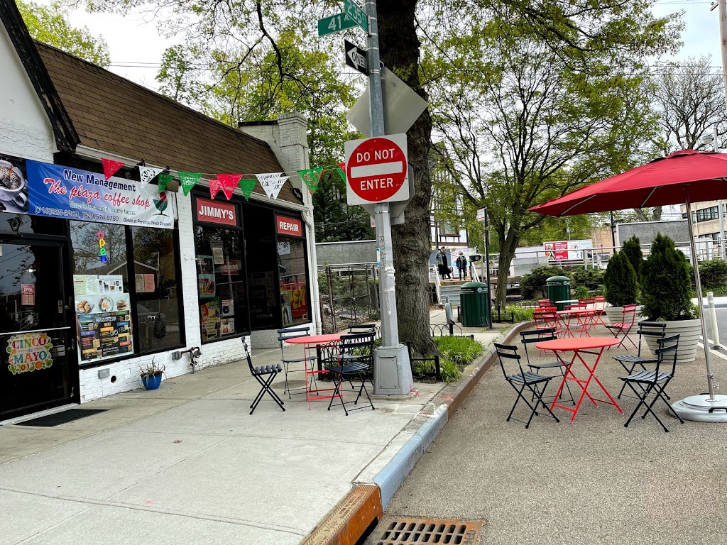 The Plaza Coffee Shop | restaurant | 40-45 235th St, Queens, NY 11363, USA | 7182252209 OR +1 718-225-2209