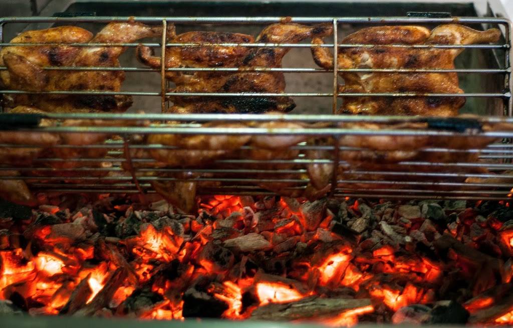 Panelo | restaurant | 690 Avenue Bourdages N, Saint-Hyacinthe, QC J2S 5N8, Canada | 4507731717 OR +1 450-773-1717