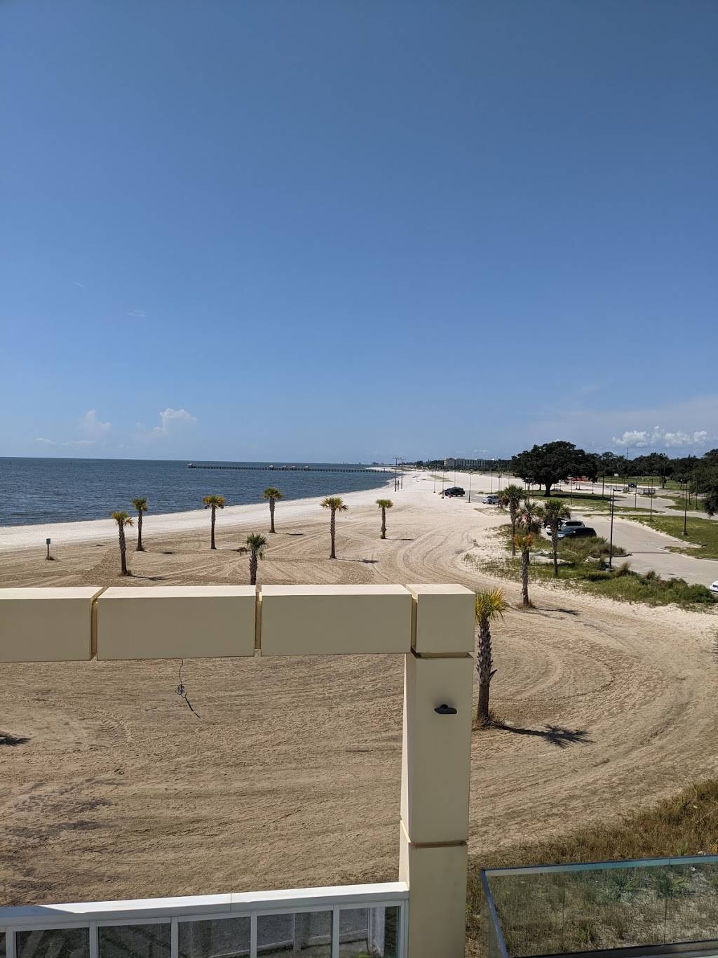 Dockside Deli | restaurant | 3215 W Beach Blvd, Gulfport, MS 39501, USA | 2283142100 OR +1 228-314-2100