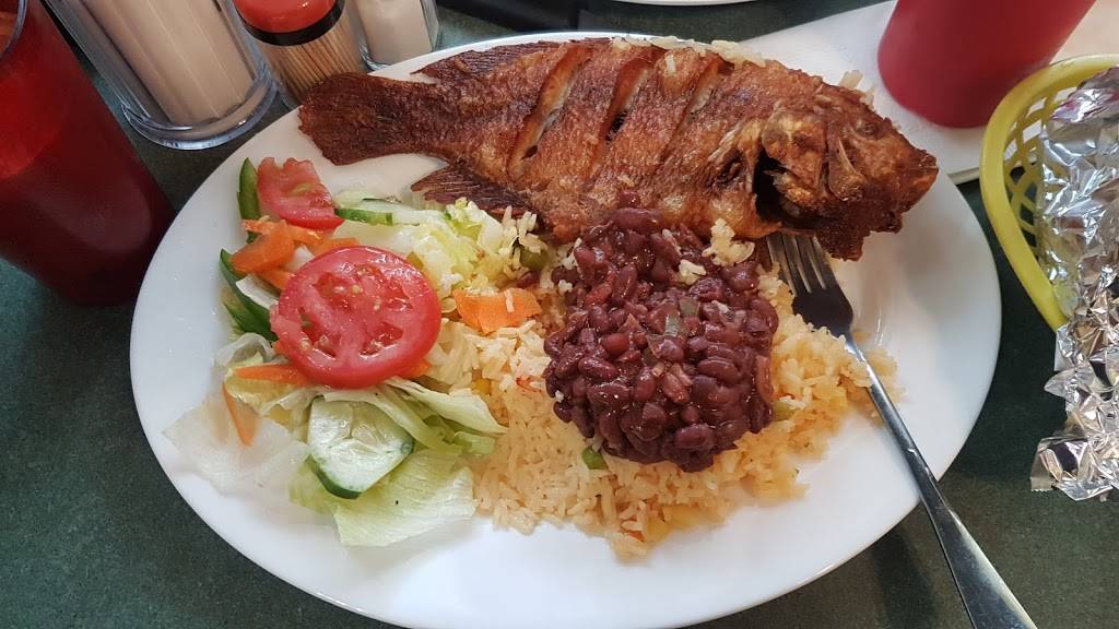 Blancas | restaurant | Revere, MA 02151, USA | 7812864000 OR +1 781-286-4000