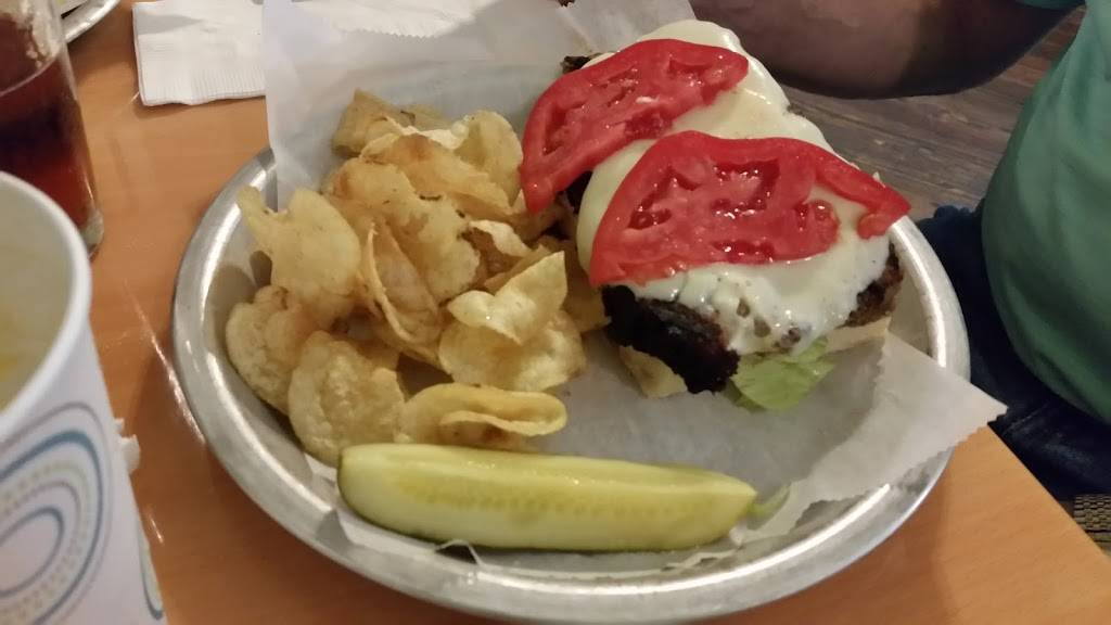 Mayberrys Soups & Sandwiches | meal takeaway | 30 W Main St, Brevard, NC 28712, USA | 8288628646 OR +1 828-862-8646