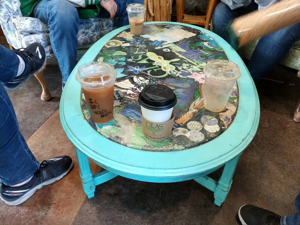 Glas Coffeehouse | cafe | 67 E Maple St, Sturgeon Bay, WI 54235, USA | 9207435575 OR +1 920-743-5575