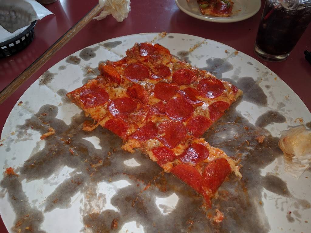 The New Corner Bar & Grill | restaurant | 2349-, 2399 Joe Orr Rd, Lynwood, IL 60411, USA | 7086463905 OR +1 708-646-3905