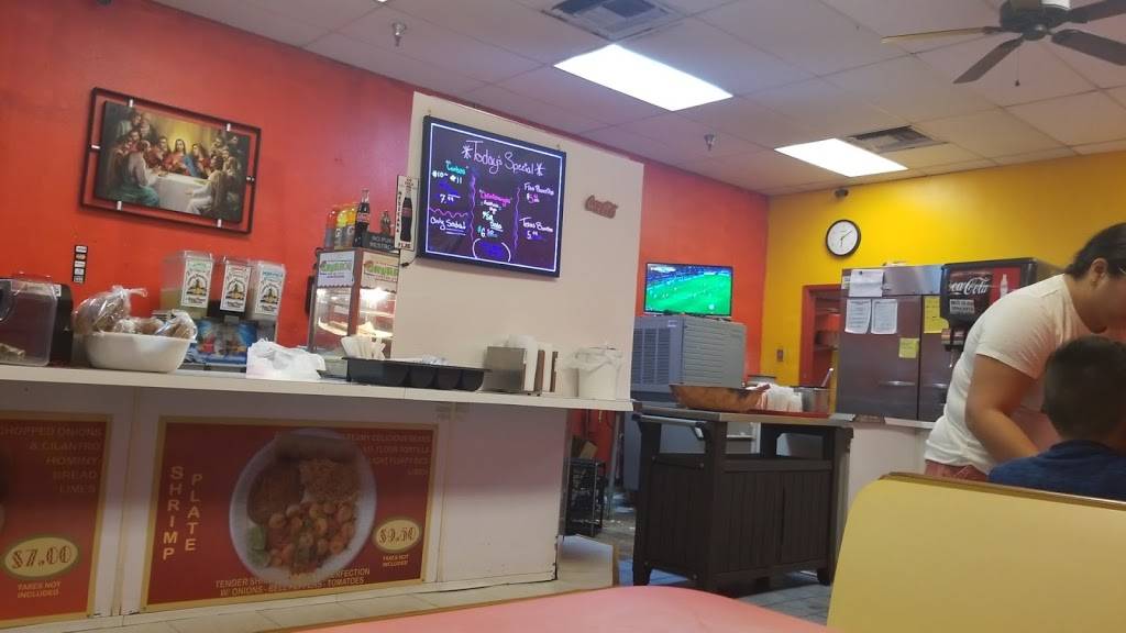 Rodolfos Taco Shop | restaurant | 1708 W Ajo Way, Tucson, AZ 85713, USA | 5207411831 OR +1 520-741-1831