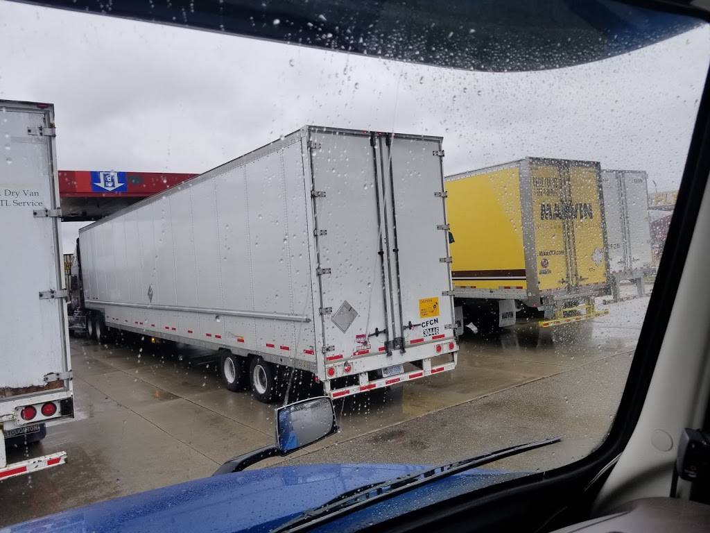 Flying J Travel Center | restaurant | 7800 W Grand River Hwy, Grand Ledge, MI 48837, USA | 5176277504 OR +1 517-627-7504