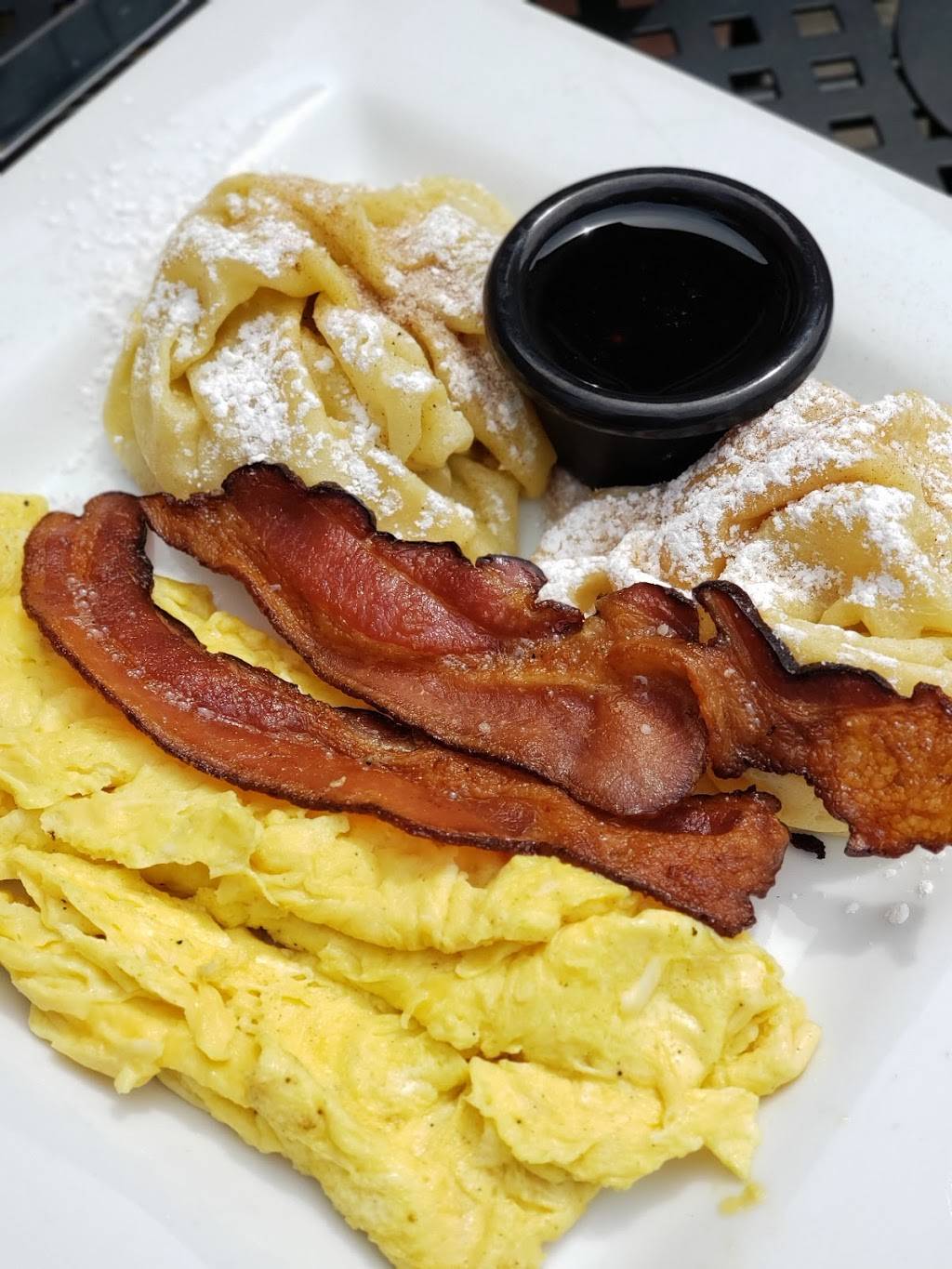 The Skinny Pancake | bakery | 60 Lake St, Burlington, VT 05401, USA | 8025400188 OR +1 802-540-0188