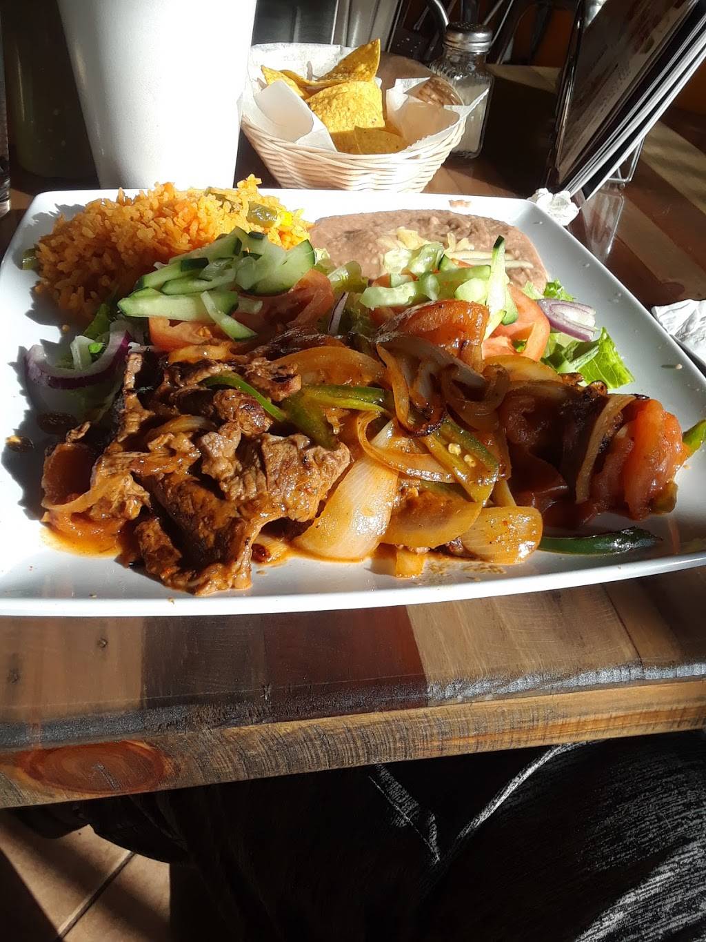 Taco Max #2 | restaurant | 3402 W Montrose Ave, Chicago, IL 60618, USA | 8722087002 OR +1 872-208-7002