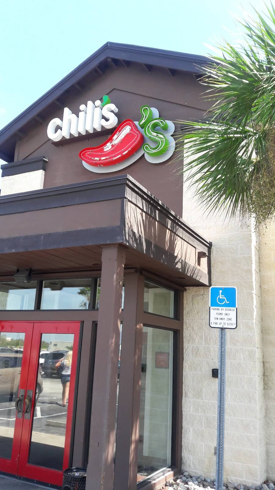 Chilis Grill & Bar | meal takeaway | 6550 Colonnade Ave, Melbourne, FL 32940, USA | 3216396881 OR +1 321-639-6881