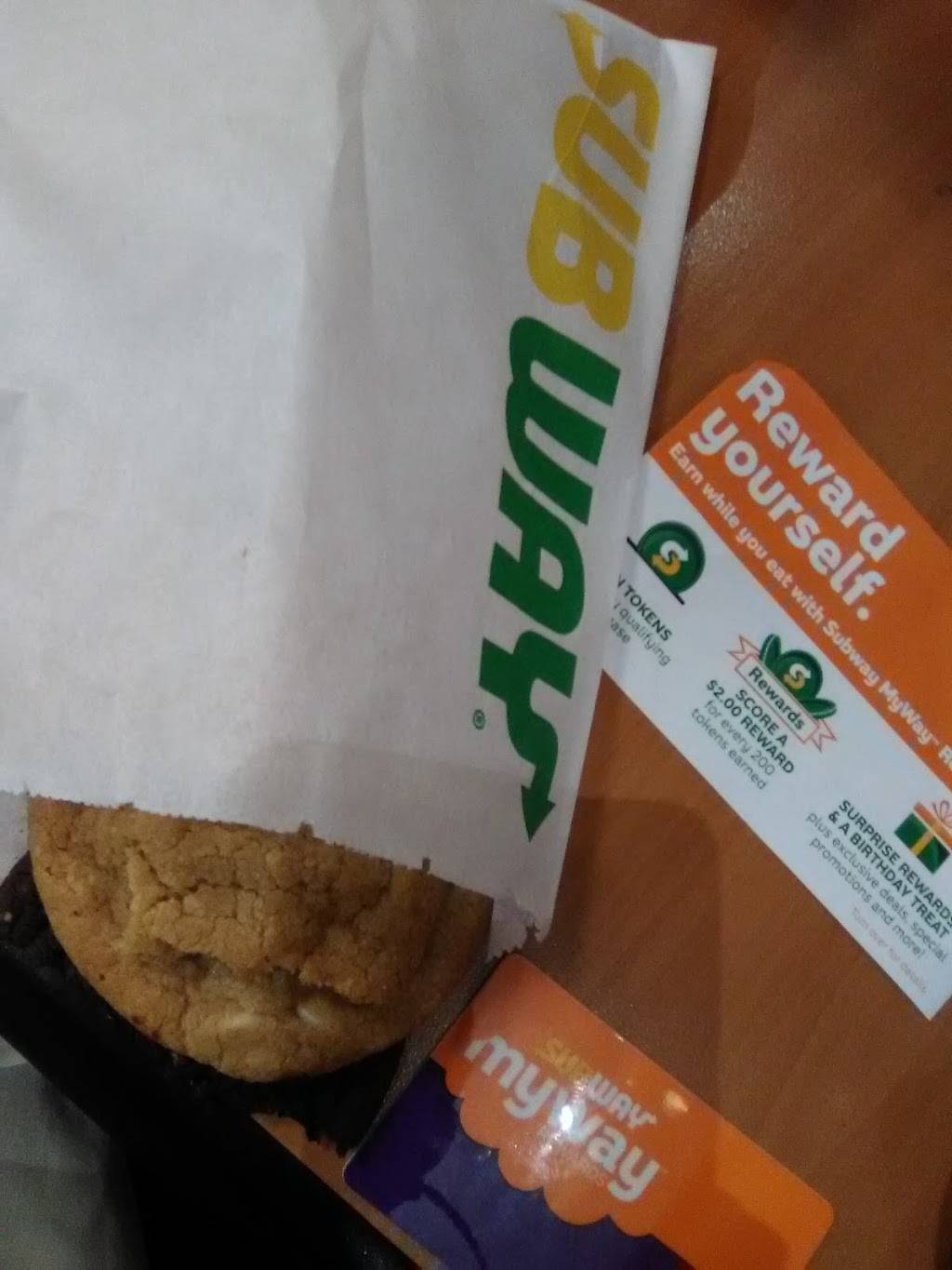 Subway Restaurants | restaurant | 657 W Redondo Beach Blvd #4, Gardena, CA 90247, USA | 3105160570 OR +1 310-516-0570