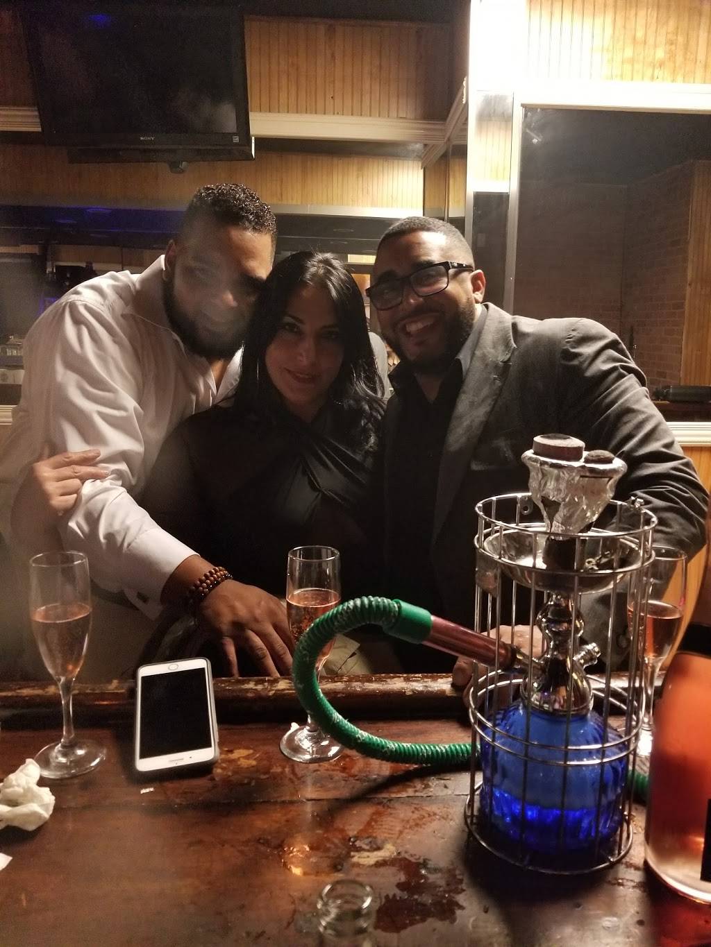 Prestige | restaurant | 309 E Main St, Waterbury, CT 06702, USA | 2038054655 OR +1 203-805-4655