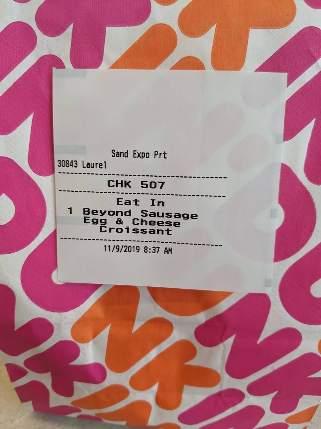 Dunkin | bakery | 101 N Bailey Rd, North Jackson, OH 44451, USA | 3309869909 OR +1 330-986-9909