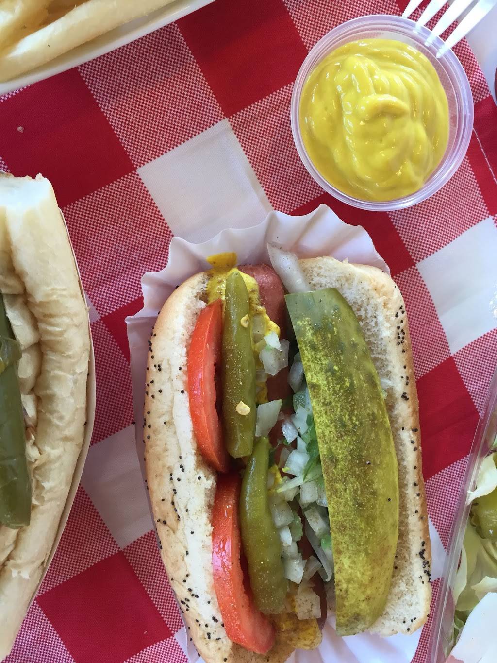 Bellalukes | restaurant | 193 S Rand Rd, Lake Zurich, IL 60047, USA | 8475406183 OR +1 847-540-6183