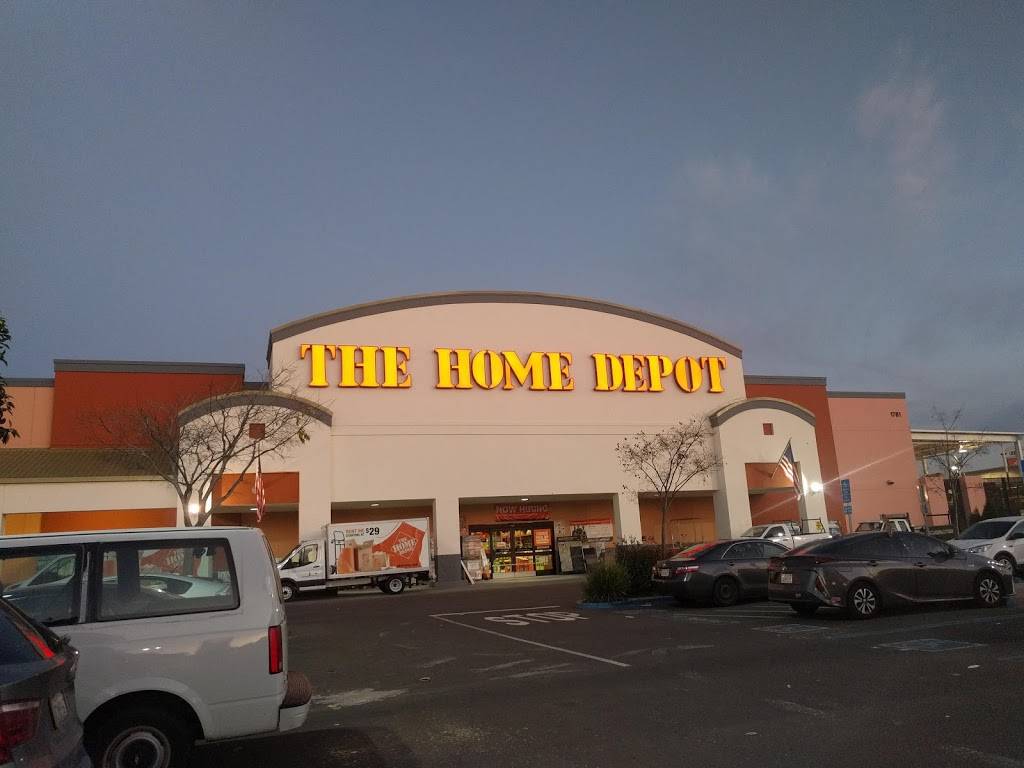 Gateway 101 | shopping mall | 1771 E Bayshore Rd, East Palo Alto, CA 94303, USA | 9252791800 OR +1 925-279-1800