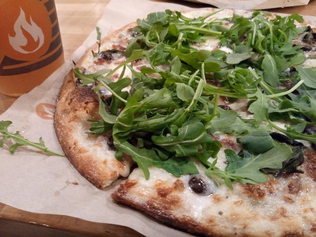 Blaze Pizza | meal takeaway | 685 Coleman Ave, San Jose, CA 95110, USA | 4082737186 OR +1 408-273-7186